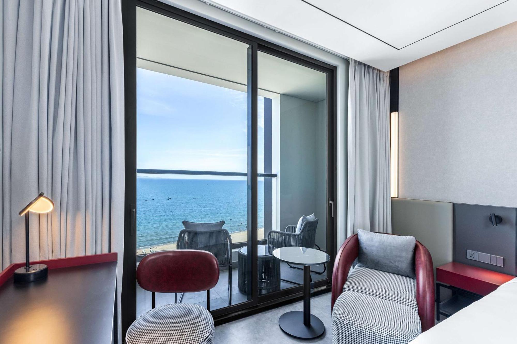 Radisson Red Danang Hotel Exterior photo